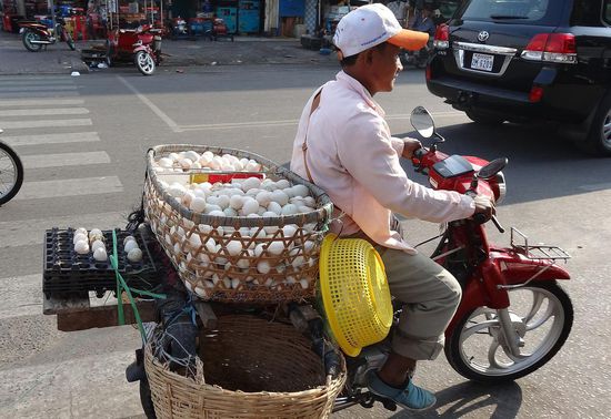Wenn er stürzt, gibts "Scrambled Eggs"