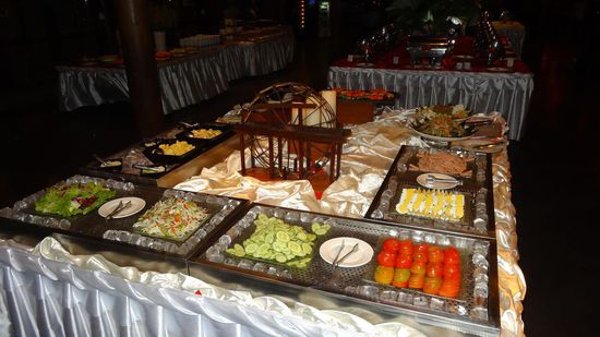 Ein Blick auf einen Teil des umfangreichen Buffetangebotes