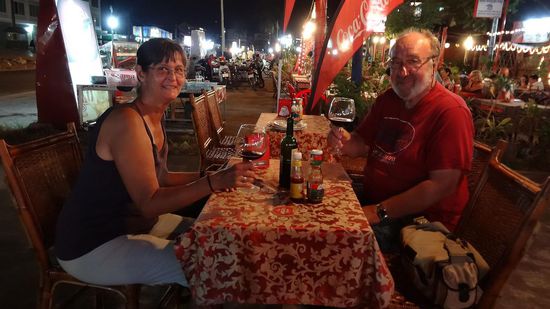 Dazu gehört auch mal ein leckerer Rotwein