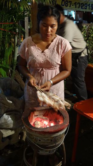 ....werden geräuchert, würden selbst ich nicht essen, allein schon vom Geruch her!
