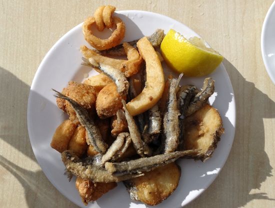 Pescados Fritos, frittierte Fische Restaurante Café la Vega, Jerez de la Frontera
