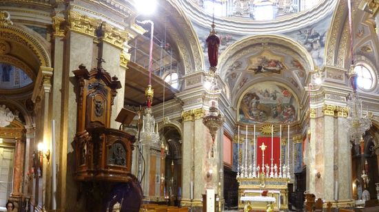 Ein erster Blick in die heute geschlossene St. Johns Co-Cathedral