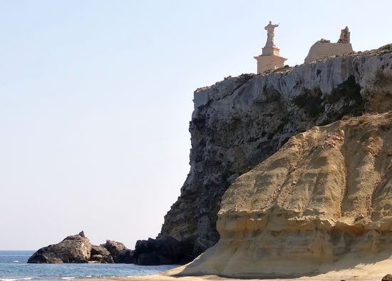 Vorbei an St. Paul's Island mit dem Paulusdenkmal