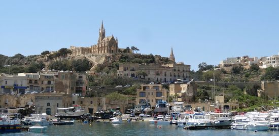 Blick auf Kathedrale Lady of Lourdes, Mgarr