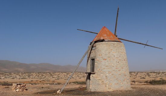 Valles de Ortega mit alter Windmühle