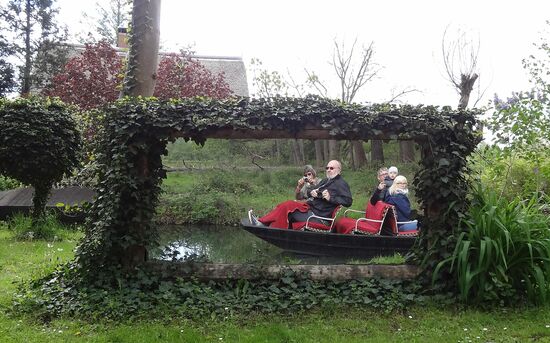 Am Fließ ein Spiegel.......da hatte jemand eine gute Idee!