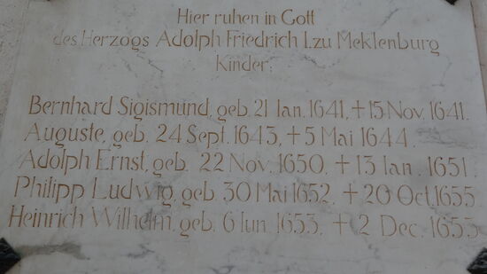 Man beacht die Geburts- und Sterbedaten, traurig