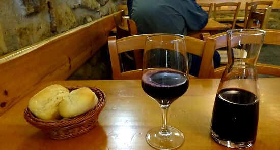 Das war mindestens 1/2 l Rotwein.....hab ich auch nicht geschafft!