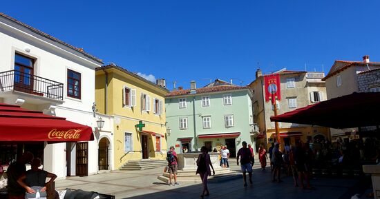 Placa Vela, von da aus gehts durch die Altstadt
