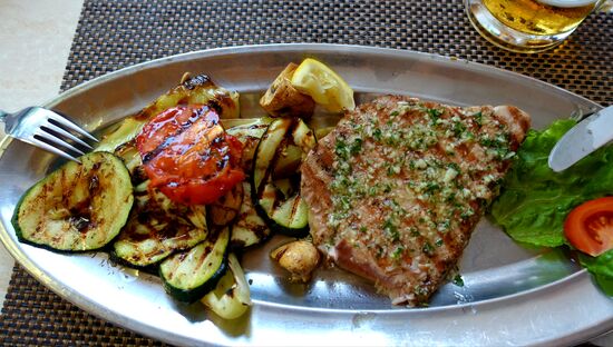 Thunfischsteak mit Grillgemüse
