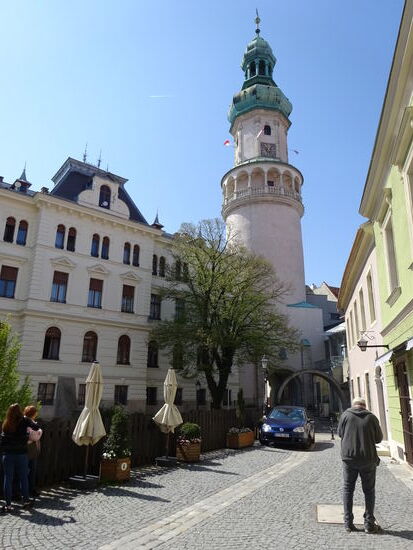 Der alles überragende Feuerturm