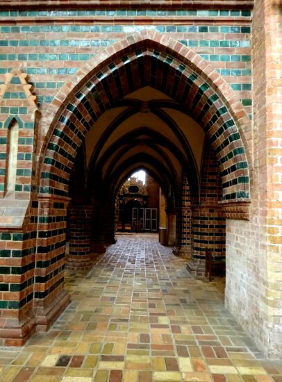 Durchgang zur anderen Seite