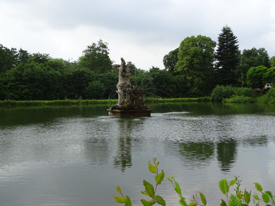 Der Teich vor dem Barockgarten