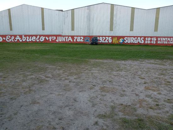 unser park- und uebernachtungsplatz am karneval, ja wir waren frueh dran.