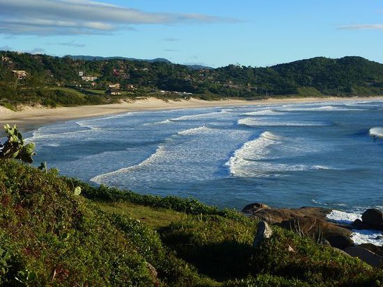 praia do rosa.