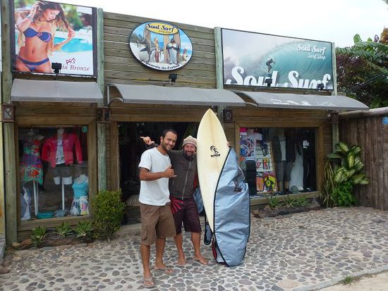 kelly slater muss sich warm anziehen, jetzt kommt don schetty mit kxot (kschott) auf die legendentour.