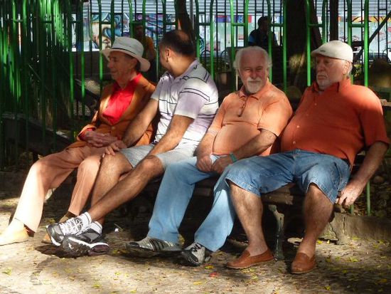 die alte garde von floripa heisst uns willkommen.
