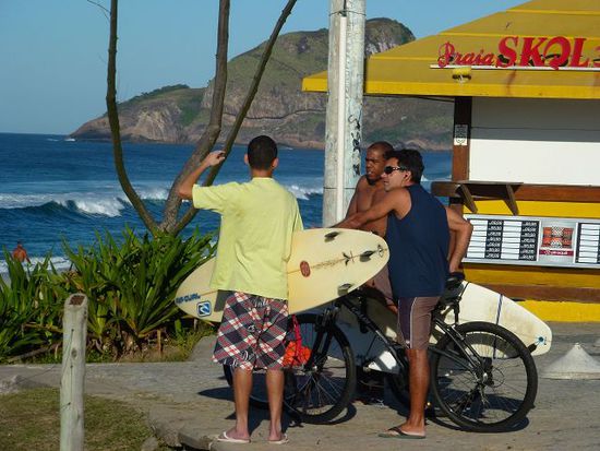 park and surf.