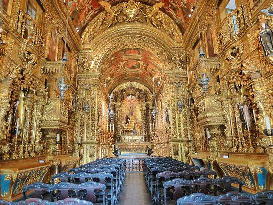 ein eindrueckliches erlebnis, die innenwelt mit blattgold ist so aufwendig wie der name, igreja da ordem terceira de sao francisco da penitencia.