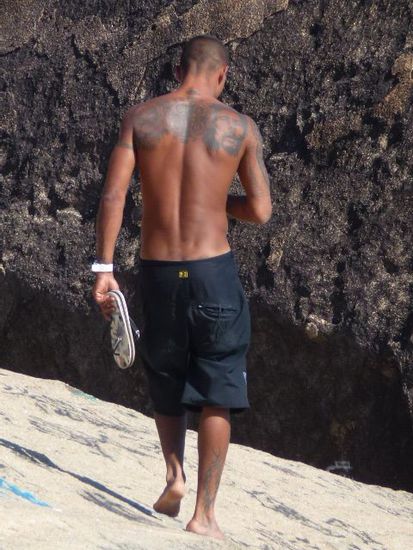 hawaianas und shorts, businessoutfit rio.