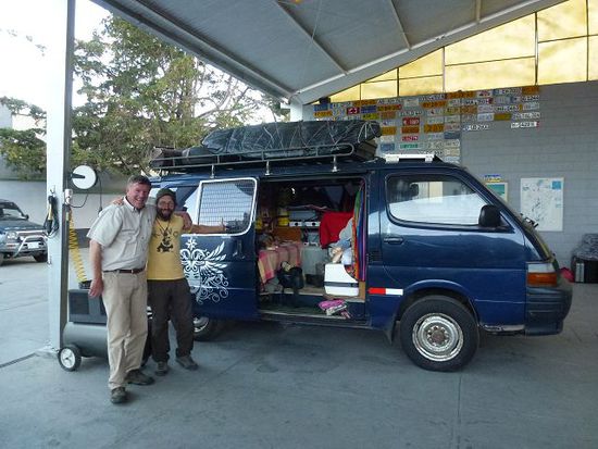 mit don ernesto dem bekanntesten mechaniker von bolivien.