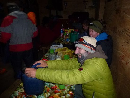 muss nicht jeden tag sein : fruehstueck um mitternacht, das mitternachtsbuffet auf dem kreuzfahrtsschiff wird uns wohl besser gefallen.