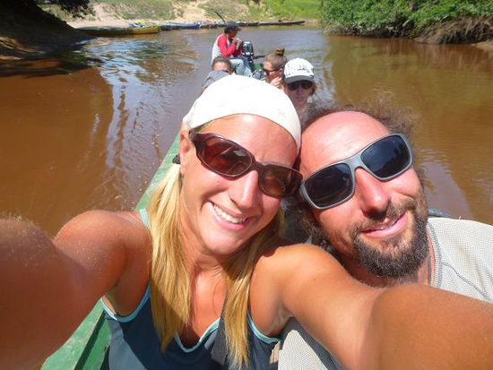 tomb anke und indiana tom auf dem yacuma rio.