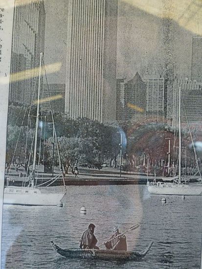 max und erik catari auf dem michigan bay in chicago.