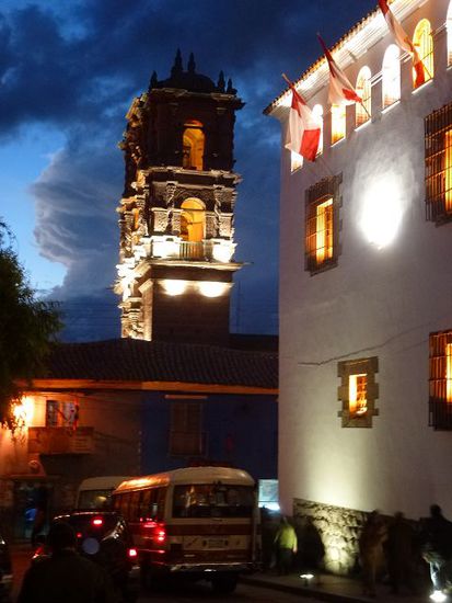 potosi by night. campagna del jesus y casa de moneda.