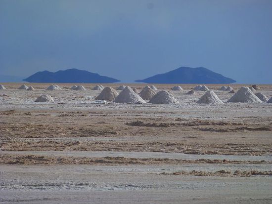wir fluechten vom censo (volkszaehlung) in den salar de uyuni. bald unser festtag...3 jahre reise...mehr davon im naechsten speziellen kapitel...