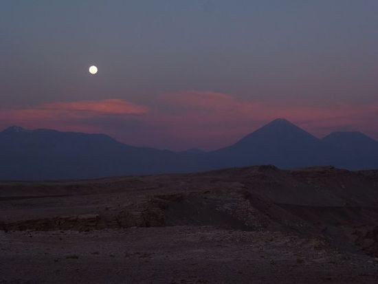 in chile werden wir von seiten polizei, zoll und vollmond freundlich empfangen.