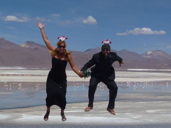 ja war eine heisse, atemraubenden fotosession auf dem bolivianischen altiplano, sogar die flamingos staunten ueber unsere ausdauer mit dem selbstausloeser...