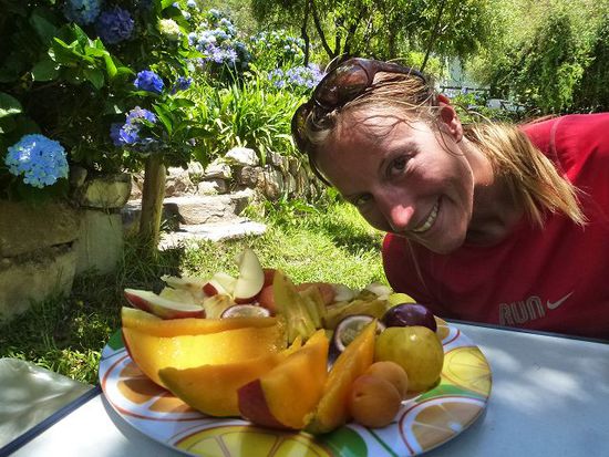 fruechteplatte aus dem eigenen agostin biogarten.