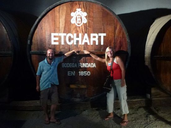 besuch bei etchart, der aeltesten bodega in cafayate, jetzt in franzoesischem besitz...bonjour alors.