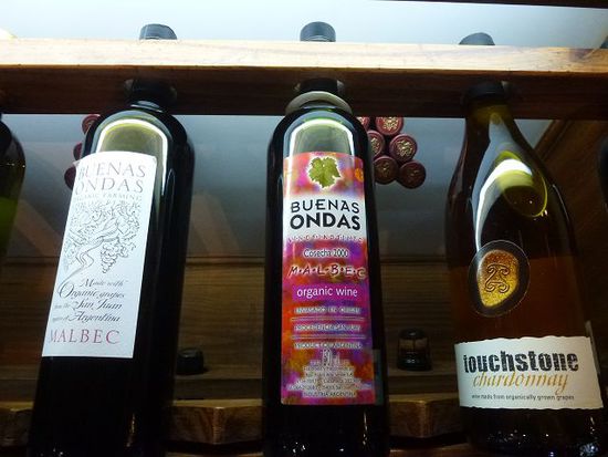 kleines quiz, welche flasche ist fuer welchen markt bestimmt. zur auswahl stehen, australien, japan und usa?