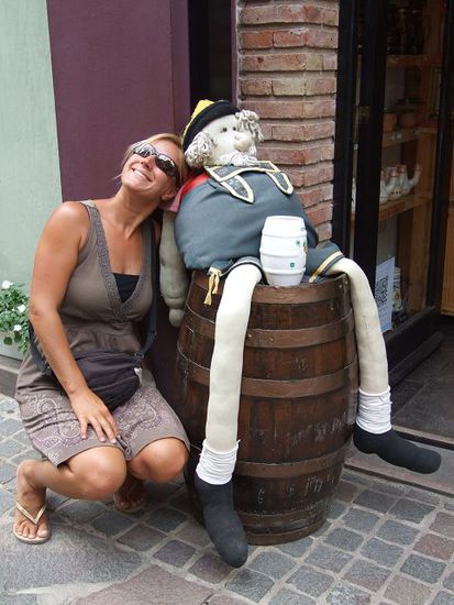 dafuer ist anke in villa belgrano zuhause, hier nisteten sich die ueberlebenden der gesunkenen graf spee ein, inkl oktoberfest.