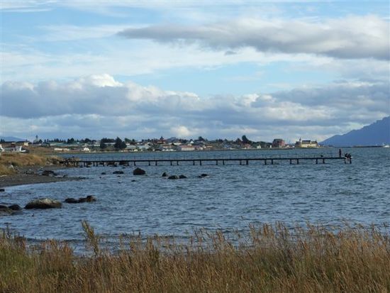 ausgangspunkt für torres del paine - puerto natales (das ganze jahr weihnachten?)