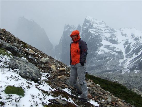 schneesturm im valle silencio...die torres bleiben versteckt.