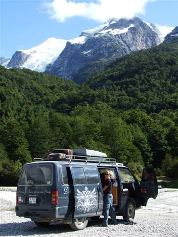campsite mit gletschern - valle explodora