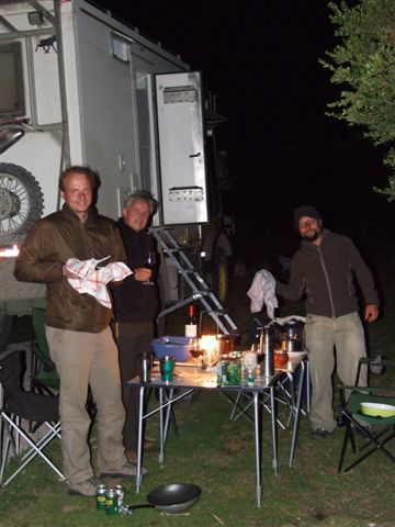 die männer (sebastian + jürgen) im putzfimmel nach schwäbischen speisen...