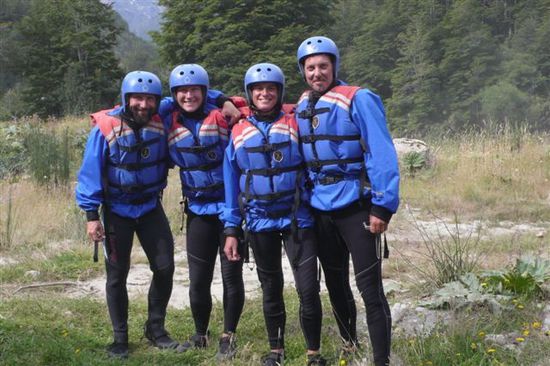 chilenische raft-alinghi crew - leider ohne sponsorgelder von beltra.