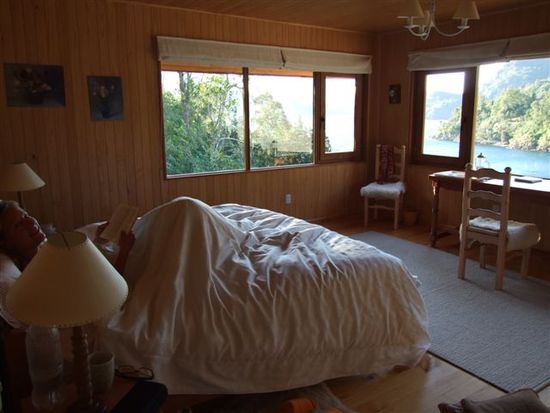 frühmorgenskaffeimbettmitblickaufsee - so kuschelt man gerne
unser schlafzimmer.