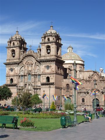 cusco - plaza de armas - iglesia de la compania jesus.