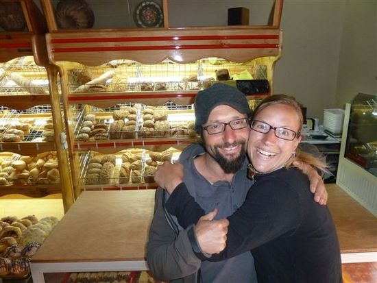 deutsche bäckerei in cuenca...yupiiiii laugenbrötli.