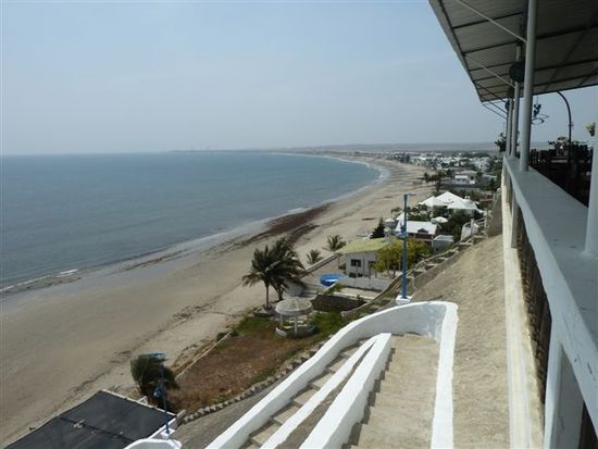 playa ballenita.