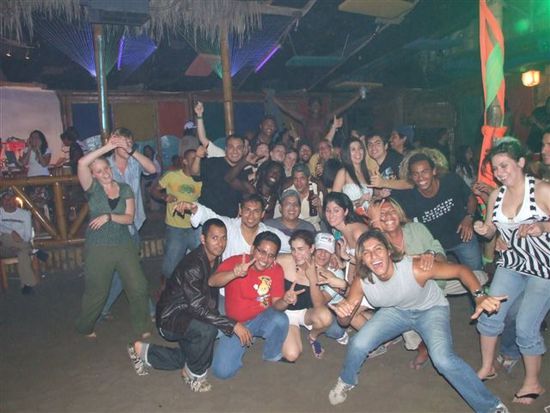 in der openairdisco kennt uns nun jeder, baila la noche, wir sind in der hintersten reihe zu erkennen.
