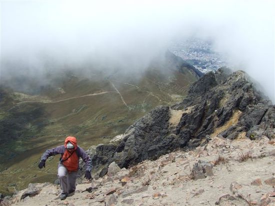 anke es entflieht dem nebel. der erste landjäger schon im magen.