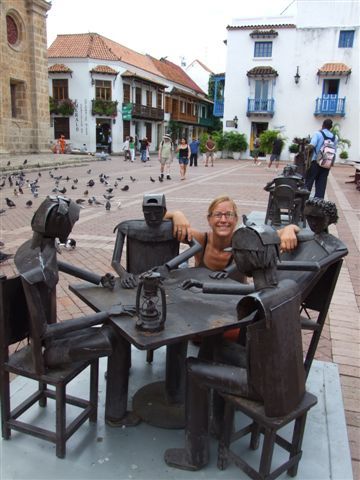 plaza san pedro claver, anke mit neuen freunden.