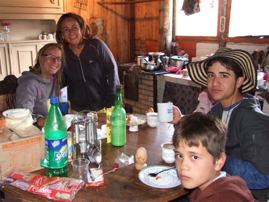 desayuno mit yolanda, jose und pedro.
