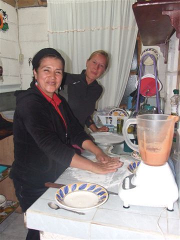 miriam und anke die pizzaiolas von otavalo!